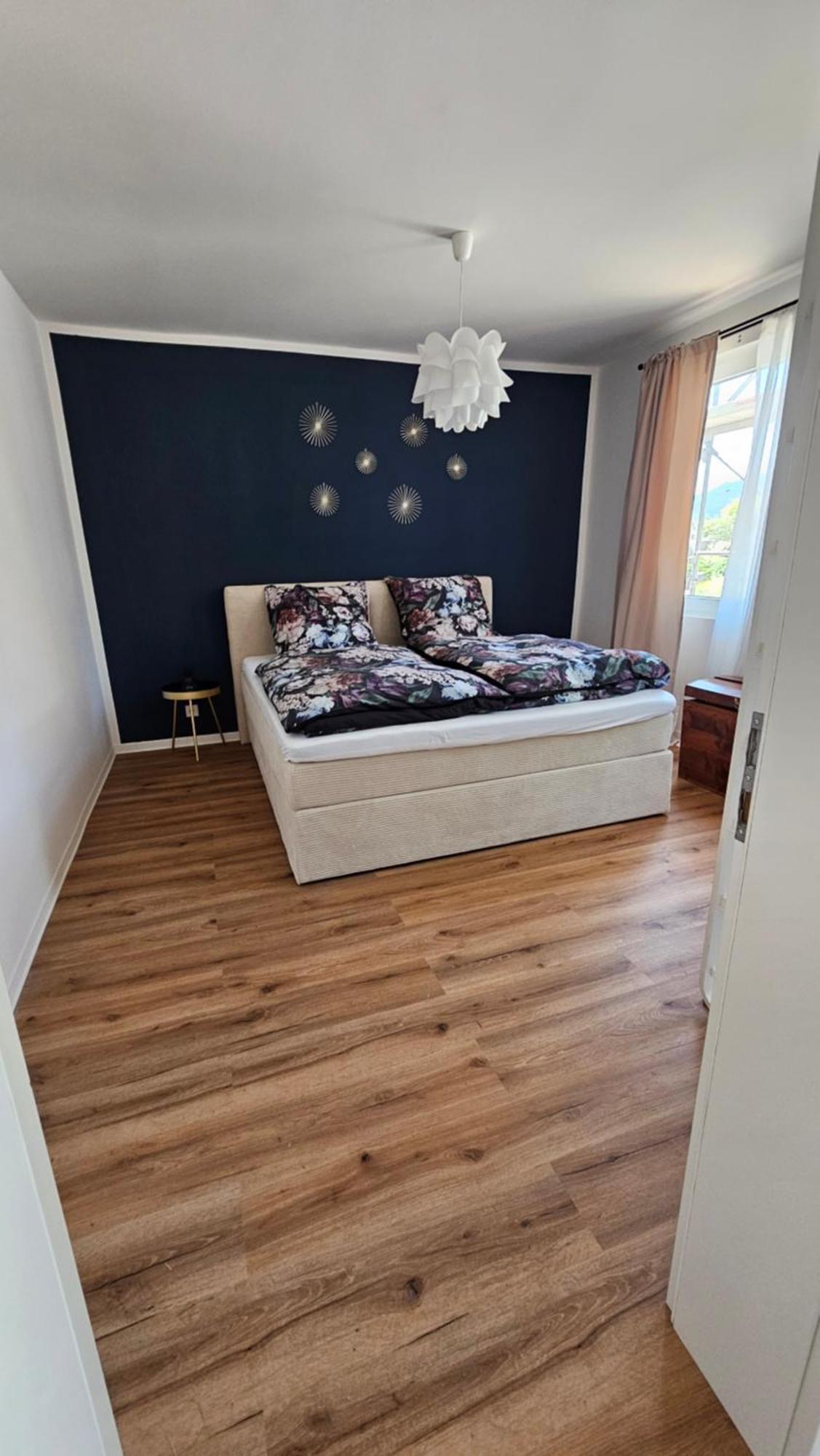 Stilvolles Apartment 바이에르스브론 외부 사진